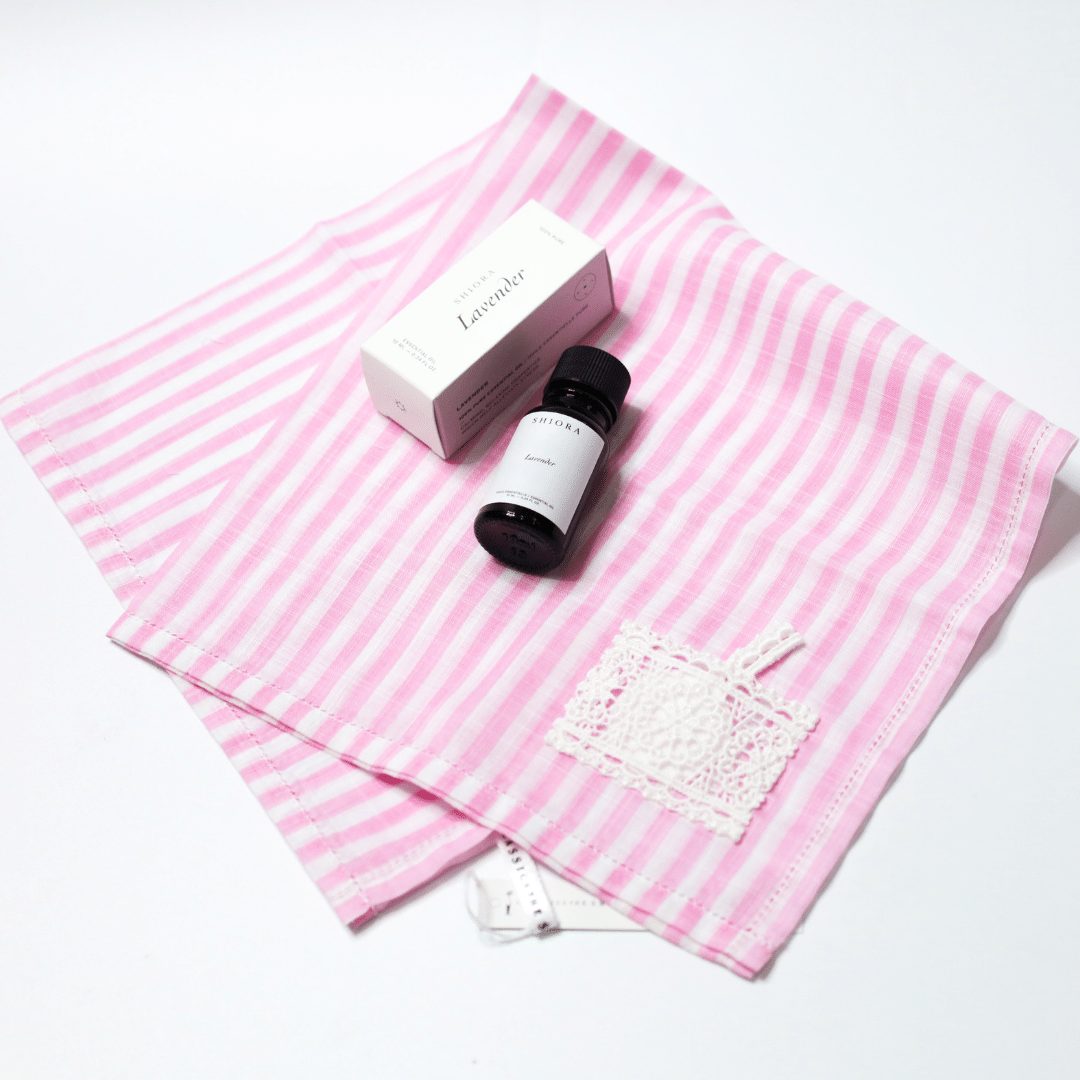 EXCLUSIVE BUNDLE GIFT SET: ESSENTIAL OIL + HANDKERCHIEF (MADE IN JAPAN)
