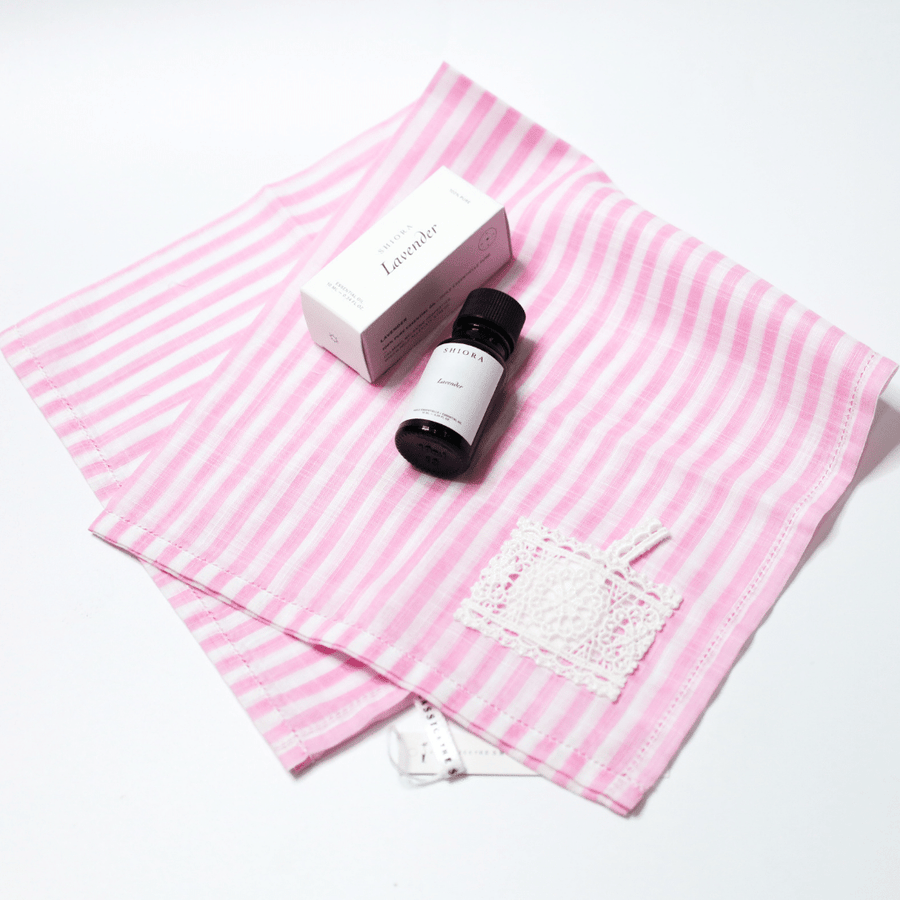 EXCLUSIVE BUNDLE GIFT SET: ESSENTIAL OIL + HANDKERCHIEF (MADE IN JAPAN)
