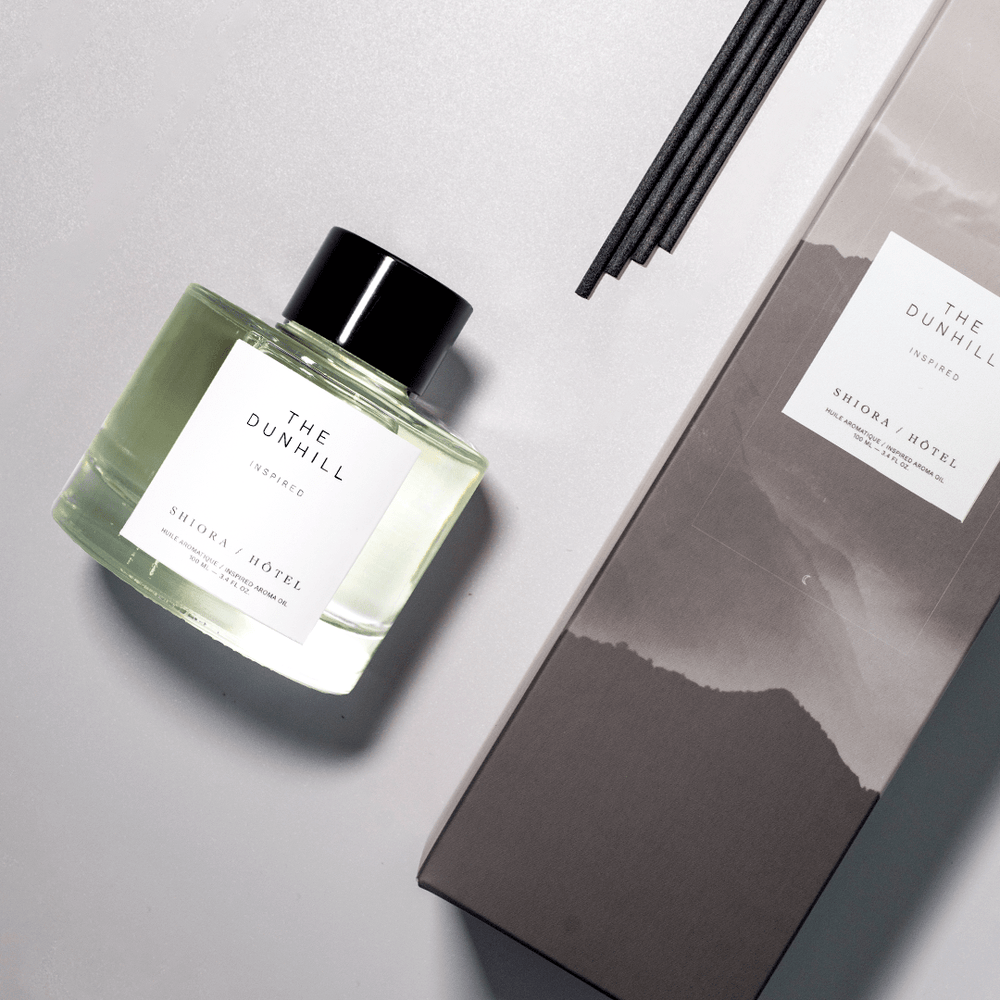 
                
                    Load image into Gallery viewer, The Dunhill Inspired Hotel Scent Reed Diffuser
                
            