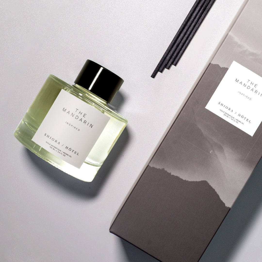 Inspired by the aroma of Mandarin Hotel, its fragrances share citrusy tea notes but vary based on a unique sense of place and identity, featuring a scent that embodies the hotel’s signature Blossom tea, which is served to guests upon arrival. Notes of sweet orange, tea and cypress filter through the corridors of guestroom floors.